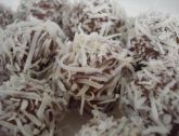 Brigadeiro Chocolate com coco